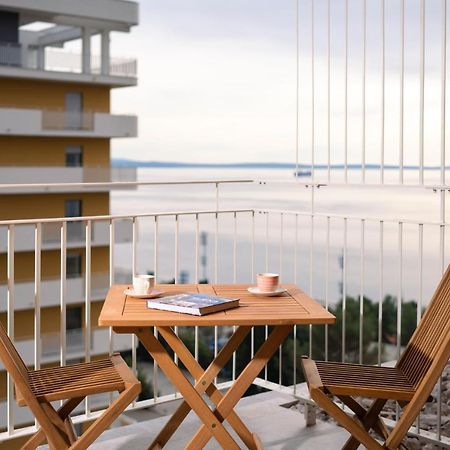 Mannequin: Sea View, Private Parking In The Garage Apartment Rijeka Exterior photo