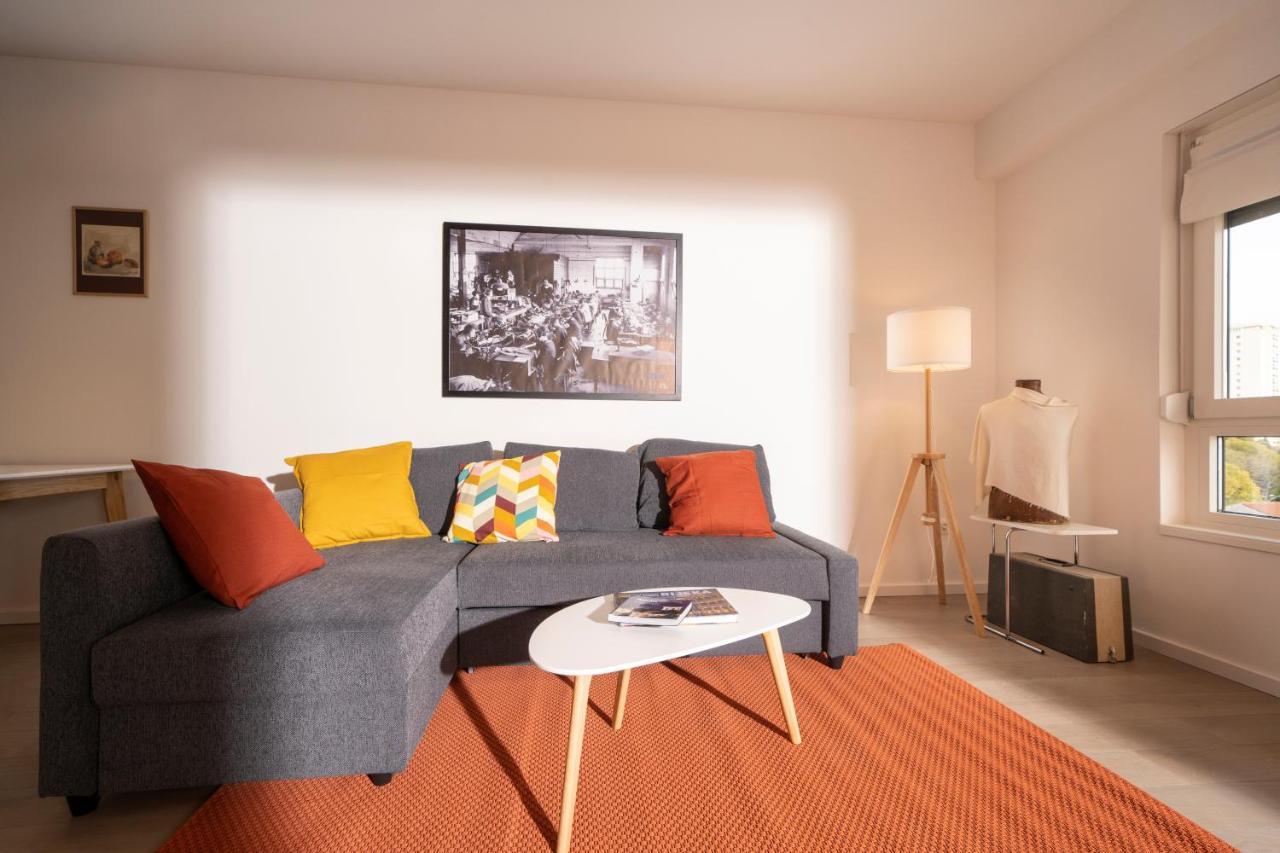 Mannequin: Sea View, Private Parking In The Garage Apartment Rijeka Exterior photo