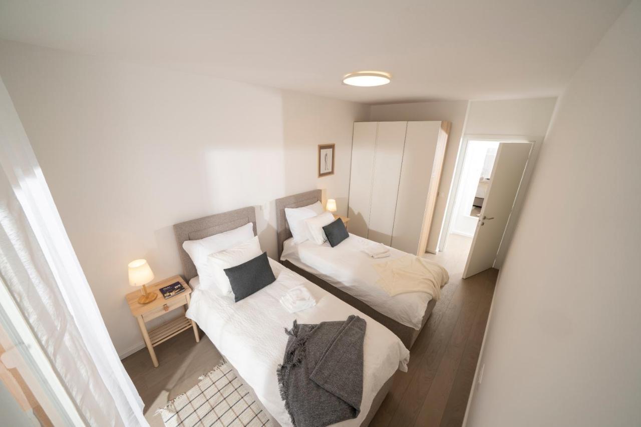 Mannequin: Sea View, Private Parking In The Garage Apartment Rijeka Exterior photo